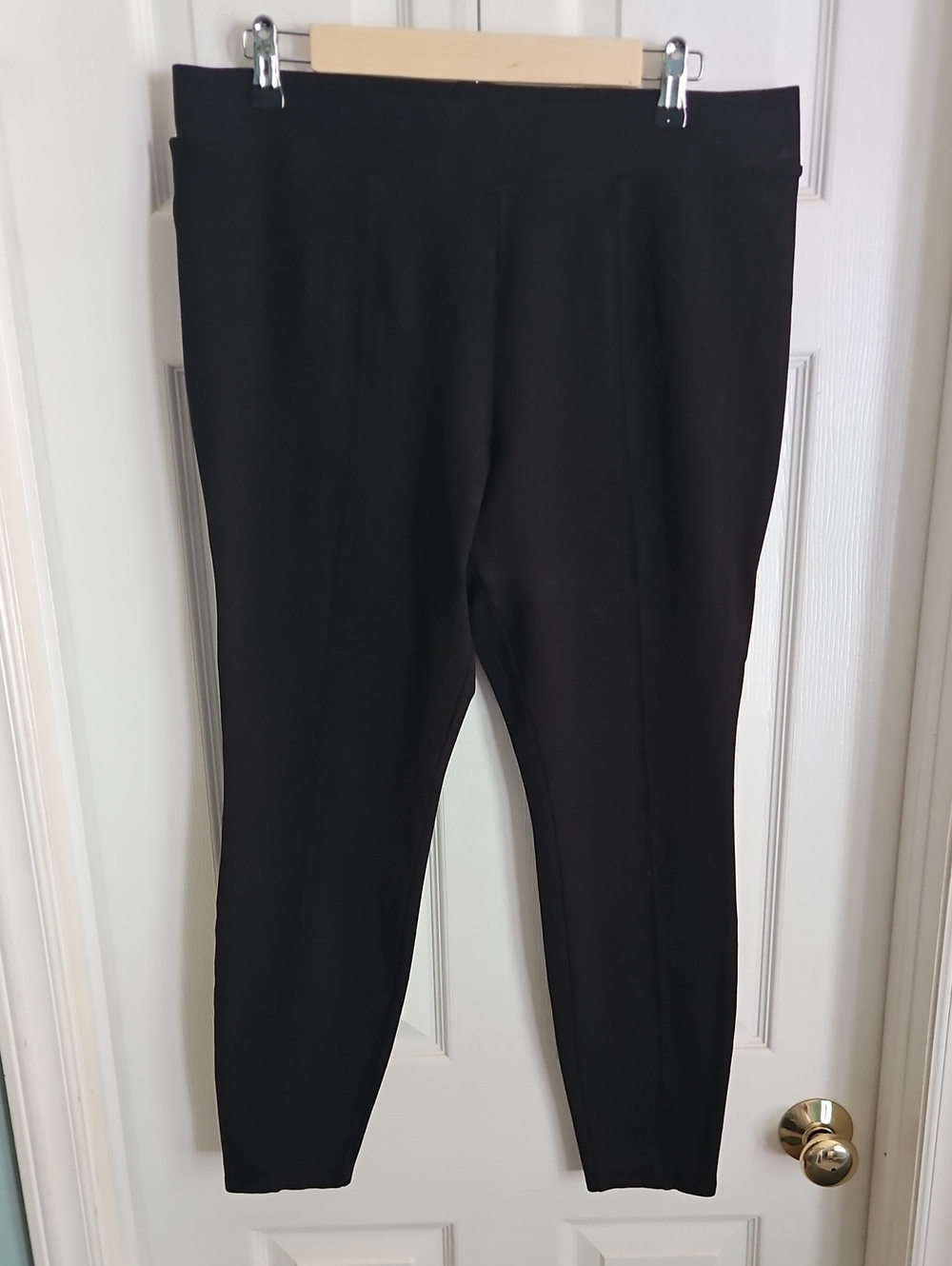Time and Tru Black Ponte Skinny Pants XL 16-18 Front Lined